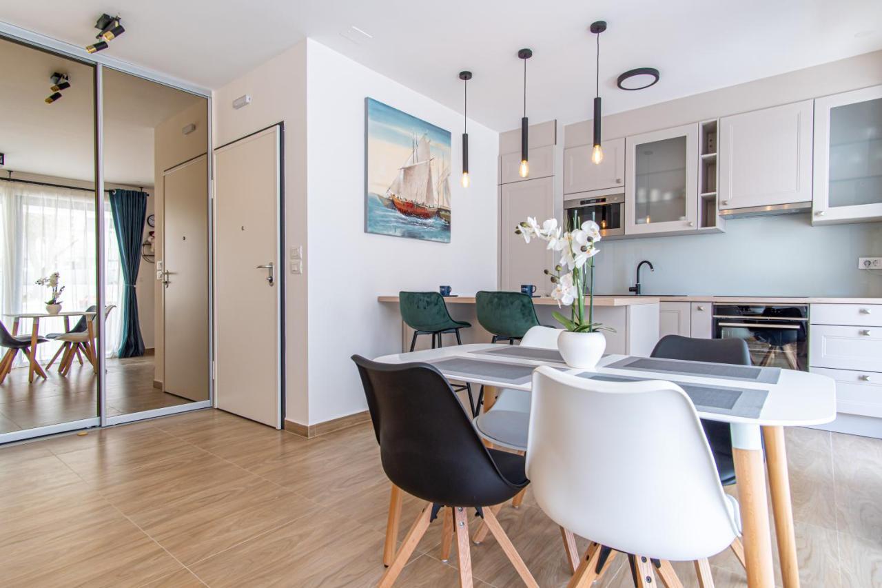 Ledeno More Luxury Apartments Split Exterior foto